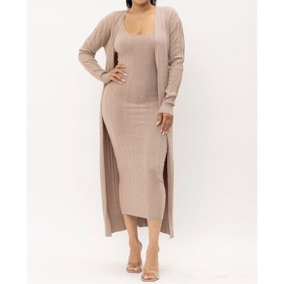 Tan knit long sleeve maxi dress - Picture 1 of 8